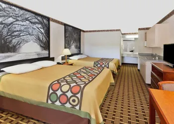 Super 8 by Wyndham Ft. Oglethorpe GA/Chatt TN Area hotel thumbnail 8