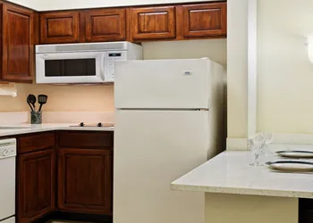 Staybridge Suites Chattanooga Downtown - Convention Center by IHG hotel thumbnail 6