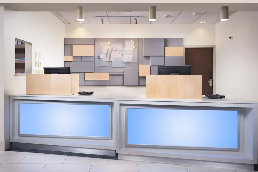 Holiday Inn Express Hotel & Suites Chattanooga Downtown by IHG hotel detail image 2
