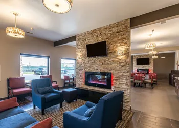 Comfort Inn & Suites North Aurora - Naperville hotel thumbnail 2