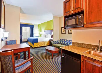 Holiday Inn Express Hotel Ooltewah Springs-Chattanooga by IHG hotel thumbnail 5