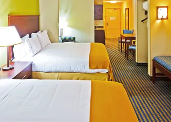 Holiday Inn Express Hotel Ooltewah Springs-Chattanooga by IHG hotel thumbnail 6