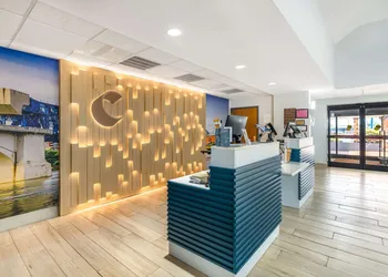 Comfort Inn & Suites Chattanooga-East Ridge hotel thumbnail 4