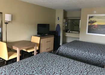 Days Inn By Wyndham Lexington/Columbia hotel thumbnail 5