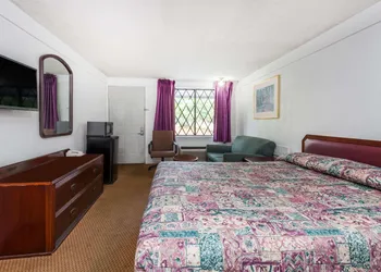 Knights Inn Columbia hotel thumbnail 4