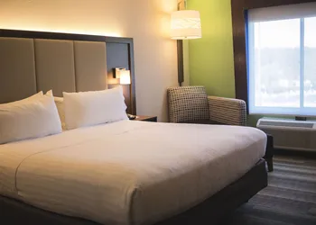 Holiday Inn Express & Suites Columbia-I-26 @ Harbison Blvd by IHG hotel thumbnail 6