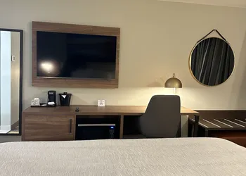 La Quinta Inn by Wyndham Columbia NE/Fort Jackson hotel thumbnail 8