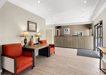 Quality Inn & Suites Lexington hotel thumbnail 6