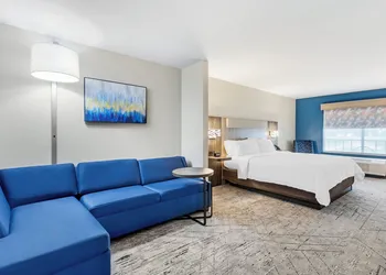 Holiday Inn Express Hotel & Suites Camden-I20 (Hwy 521) by IHG hotel thumbnail 6