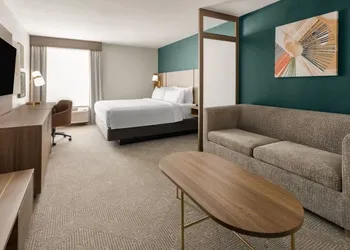 Holiday Inn & Suites Columbia NE - Ft Jackson Area by IHG hotel thumbnail 5
