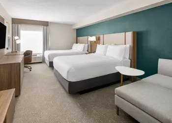 Holiday Inn & Suites Columbia NE - Ft Jackson Area by IHG hotel thumbnail 7