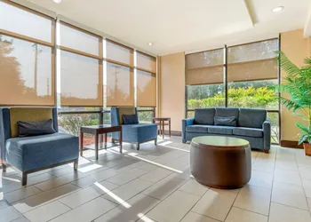 Comfort Suites Columbia Northeast - Fort Jackson hotel thumbnail 3