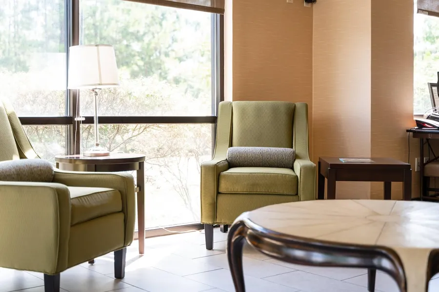 Comfort Suites Columbia Northeast - Fort Jackson hotel detail image 6