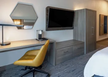 Holiday Inn Express & Suites Newberry by IHG hotel thumbnail 5