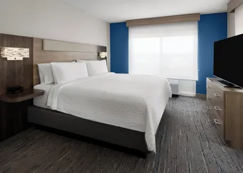 Holiday Inn Express & Suites Newberry by IHG hotel thumbnail 7