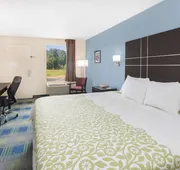 Days Inn by Wyndham Newberry hotel detail image 5