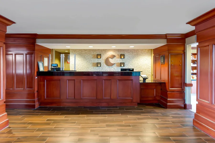 Comfort Suites Manassas Battlefield Park hotel detail image 2