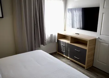Candlewood Suites Harrisonburg by IHG hotel thumbnail 6
