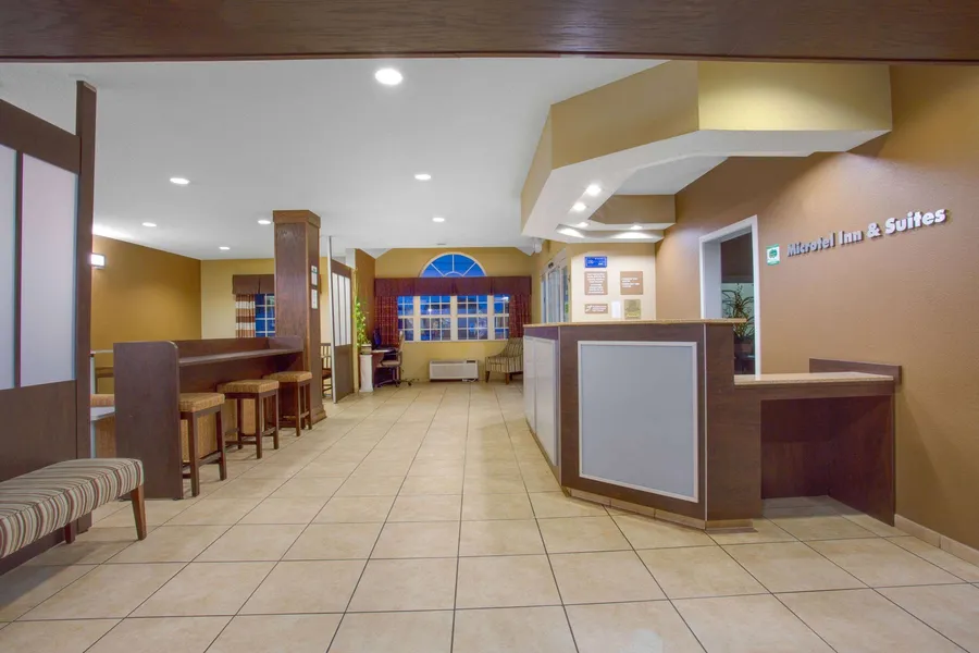 Microtel Inn & Suites by Wyndham Harrisonburg hotel detail image 2