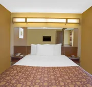 Microtel Inn & Suites by Wyndham Harrisonburg hotel detail image 3