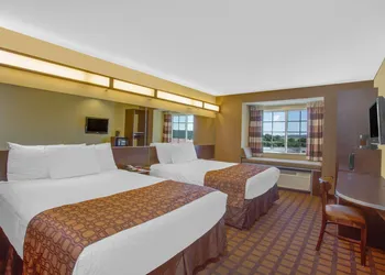 Microtel Inn & Suites by Wyndham Harrisonburg hotel thumbnail 4