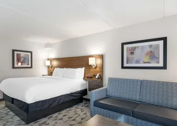 Best Western Plus Harrisonburg hotel thumbnail 7