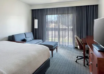 Courtyard by Marriott Annapolis hotel thumbnail 6