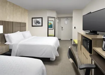 Holiday Inn Express & Suites Annapolis by IHG hotel thumbnail 6