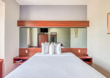 Trident Inn & Suites, Baton Rouge hotel thumbnail 5