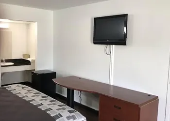 Regency Inn hotel thumbnail 4