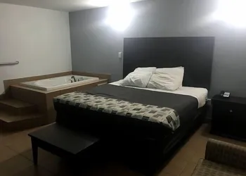Regency Inn hotel thumbnail 6