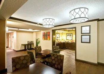 Hampton Inn College Station hotel thumbnail 4