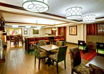 Hampton Inn College Station hotel thumbnail 6
