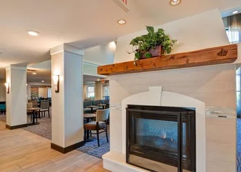 Homewood Suites by Hilton Aurora Naperville hotel thumbnail 2