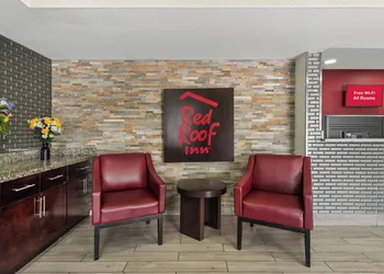 Red Roof Inn Baton Rouge hotel thumbnail 4