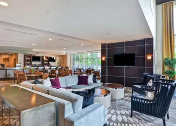 DoubleTree by Hilton Hotel Baton Rouge hotel thumbnail 3