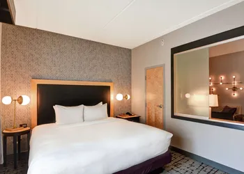 DoubleTree by Hilton Hotel Baton Rouge hotel thumbnail 7