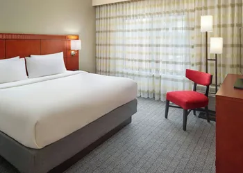 Courtyard by Marriott Baton Rouge Acadian Centre/LSU Area hotel thumbnail 8