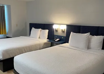Microtel Inn & Suites by Wyndham Baton Rouge Airport hotel thumbnail 5