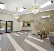 Super 8 by Wyndham Homewood Birmingham Area hotel detail image 3