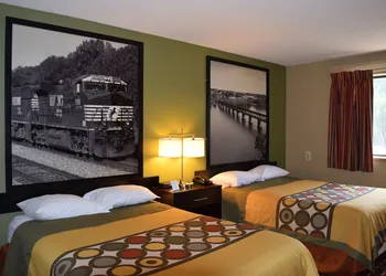 Super 8 by Wyndham Homewood Birmingham Area hotel thumbnail 8
