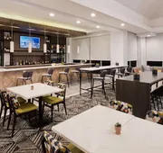 Hilton Garden Inn Birmingham/Lakeshore Drive hotel detail image 3