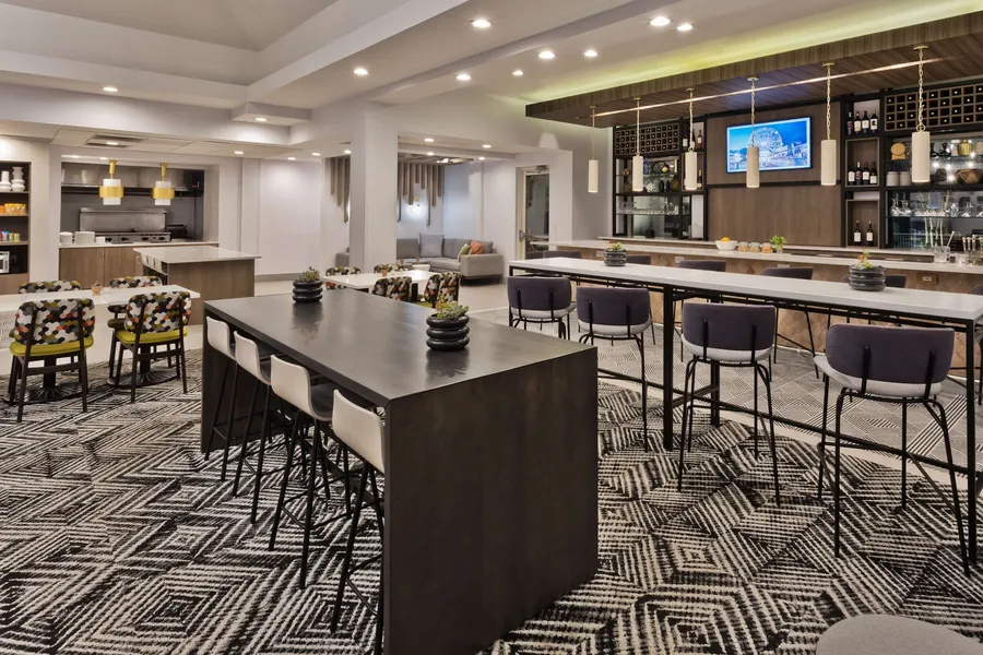 Hilton Garden Inn Birmingham/Lakeshore Drive hotel detail image 6