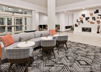 Hilton Garden Inn Birmingham/Lakeshore Drive hotel thumbnail 7