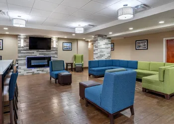 Comfort Inn Birmingham Homewood hotel thumbnail 4
