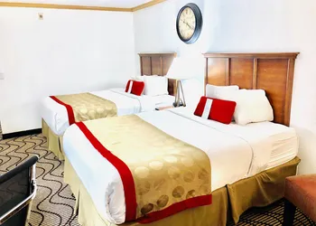 Ramada by Wyndham Birmingham Airport hotel thumbnail 6