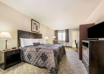 Days Inn by Wyndham Bryan College Station hotel thumbnail 7