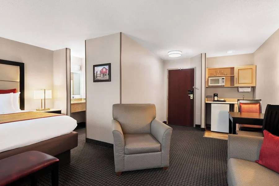 Lancaster Suites hotel detail image 6