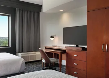 Courtyard by Marriott Lancaster hotel thumbnail 8