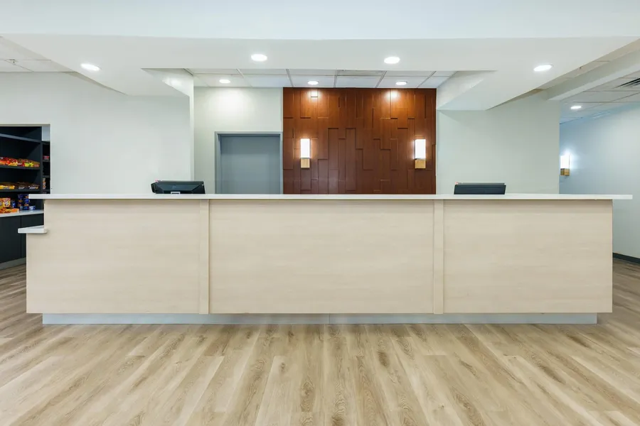 Comfort Suites University Drive hotel detail image 2